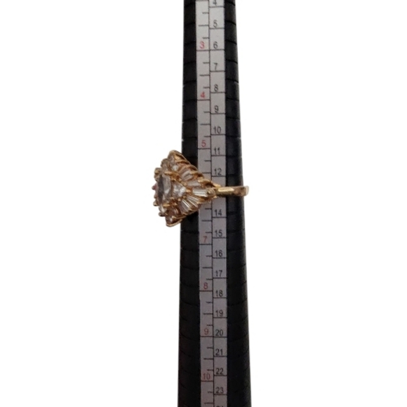 Ross-Simons 925 Gold-Vermeil Marquise & Baguette CZ Cocktail Ring – Size 6 - Picture 11 of 11